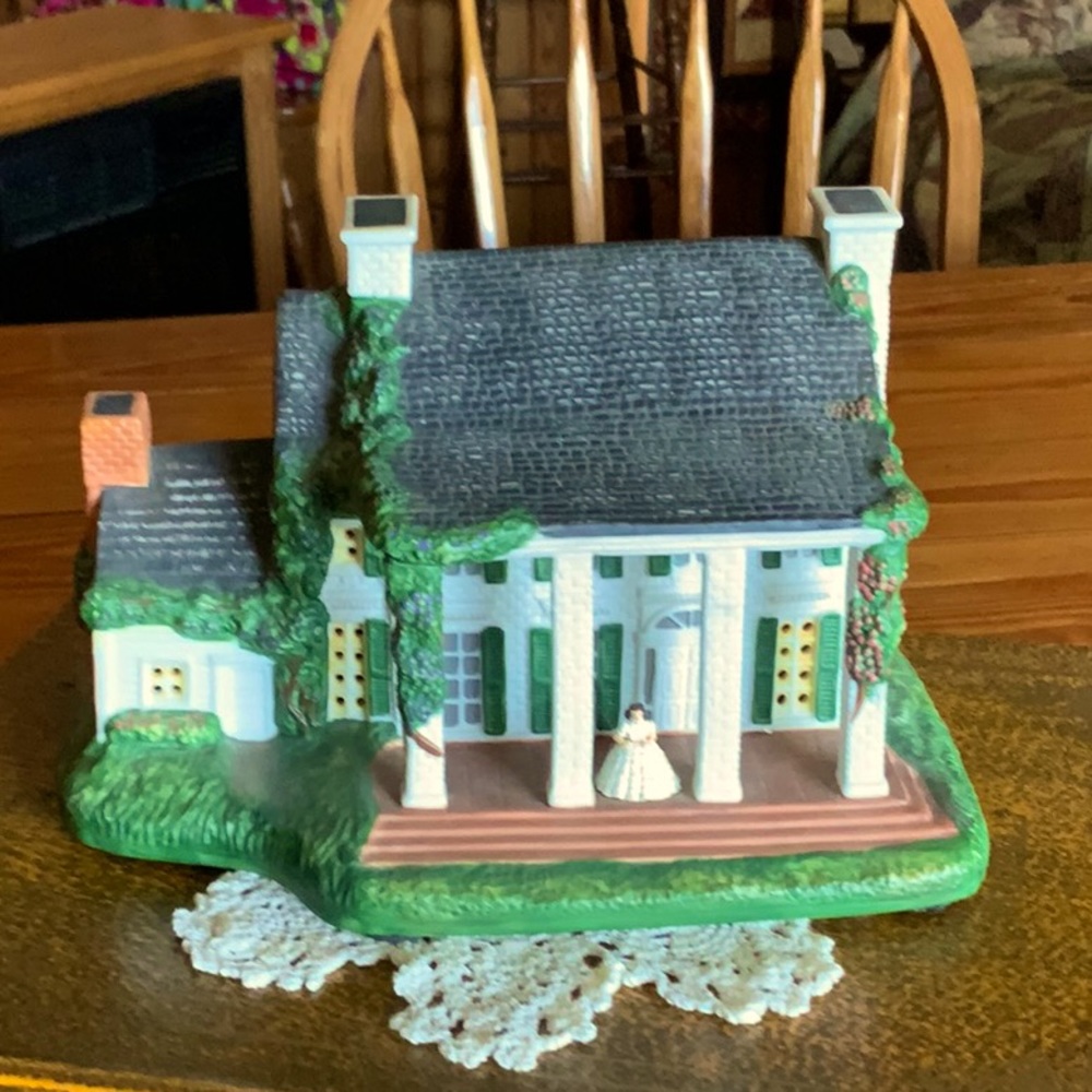 Hawthorne Gone With The Wind collectibles